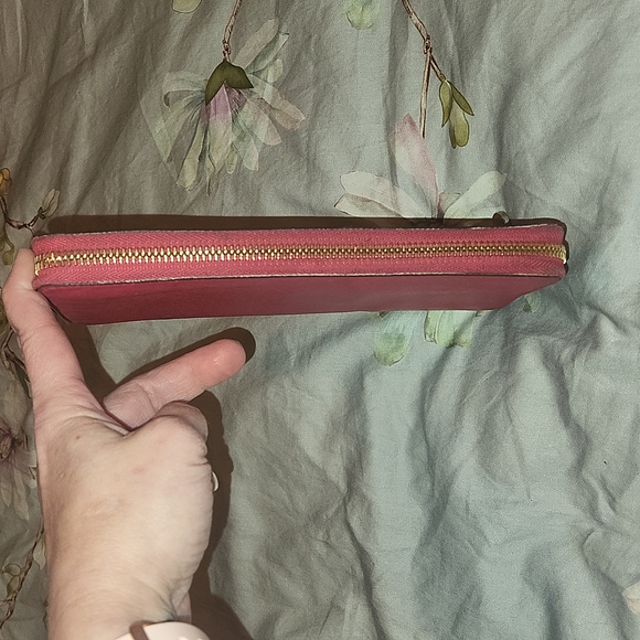 Pink Michael Kors Wallet - Picture 10 of 13